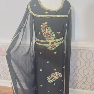 Women's Moroccan Kaftan Dress Embellished Sequins Sleeves Under-Dress Black Cape